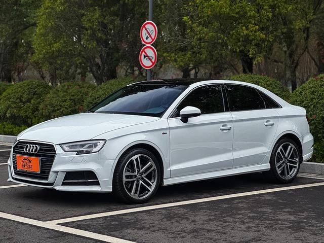 Audi A3 2019 Limousine 40 TFSI