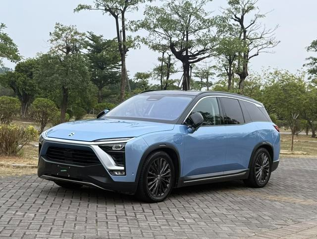NIO ES8 2018 model 355km range